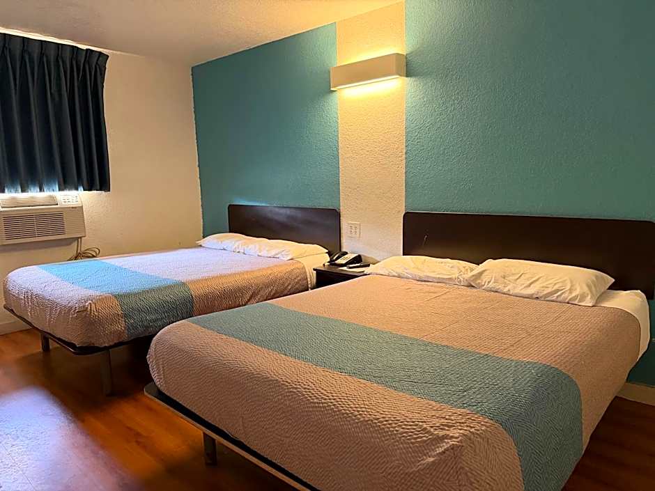 Trade Wind Motel Jacksonville TX US 69