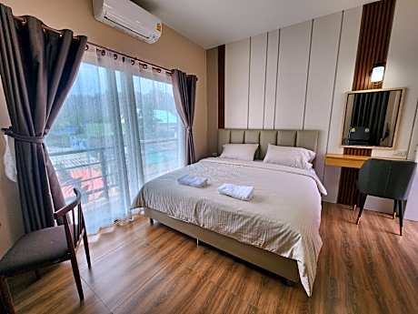 LeMae Residence, Phetchaburi, Khao Yoi District