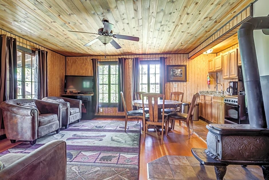 Grand Lake Lodge