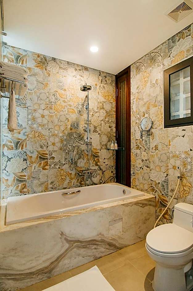 Draha Halong Hotel - Serenity, Charm and Nature - A Vietnamese Favorite