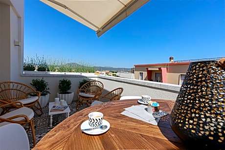CasAunoE Boutique Hotel