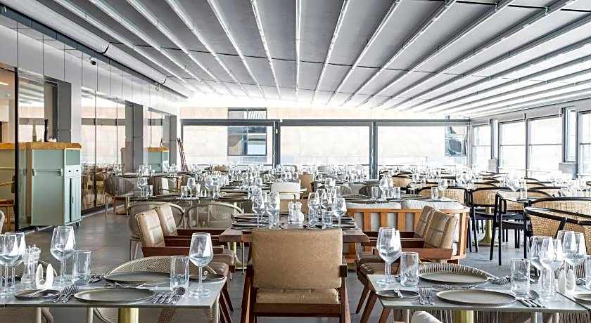 Ramada Plaza By Wyndham Batman