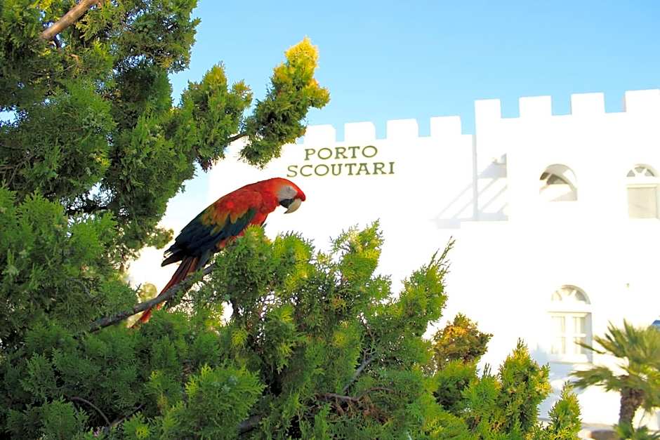 Porto Scoutari Romantic Hotel