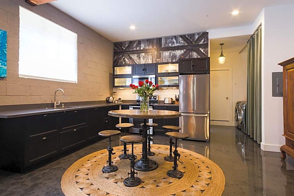 Petaluma Warehouse Lofts Unit D