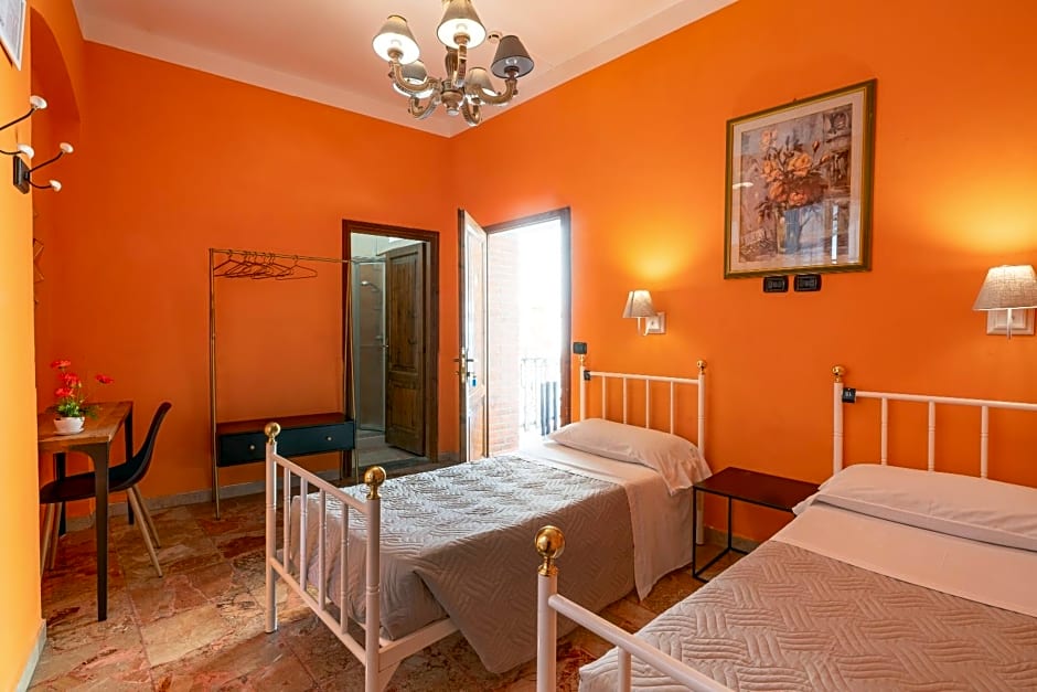 Hostel Archi Rossi