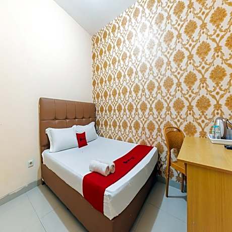 RedDoorz near RS Permata Cirebon