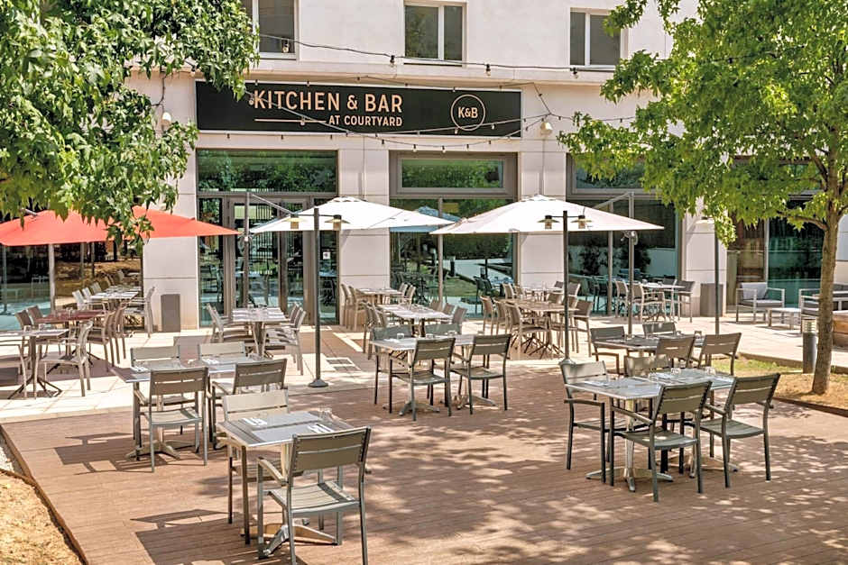 Courtyard by Marriott Paris Saint Denis