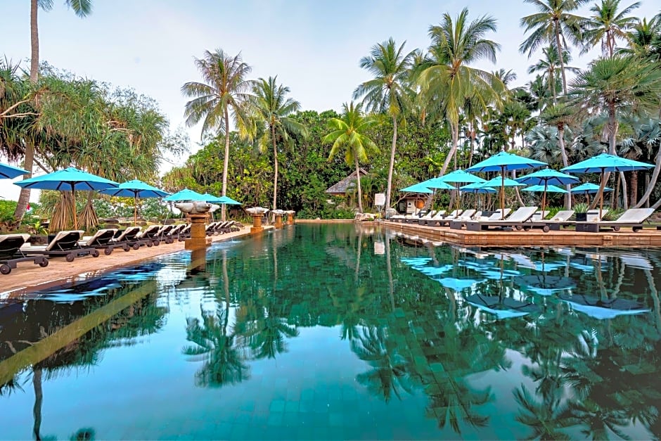 Marriott's Phuket Beach Club