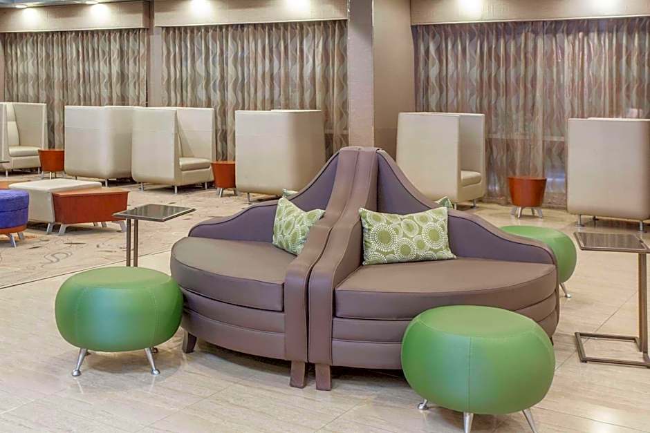Wyndham Garden Elk Grove Village / O'Hare