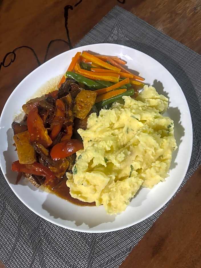 Moile Moile Surfcamp