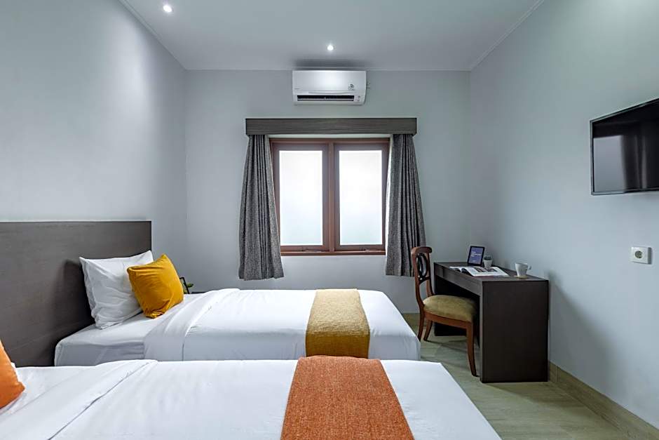 Cove Matahari Guesthouse Sunset