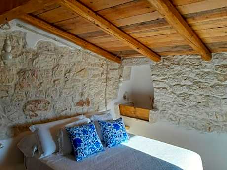 King Suite with Spa Bath - Annex