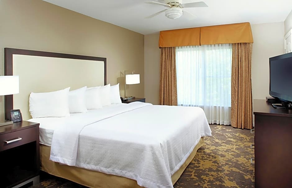 Homewood Suites Charlotte Airport Hotel – Charlotte, NC