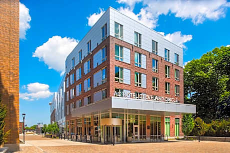 AC Hotel by Marriott Boston Cleveland Circle