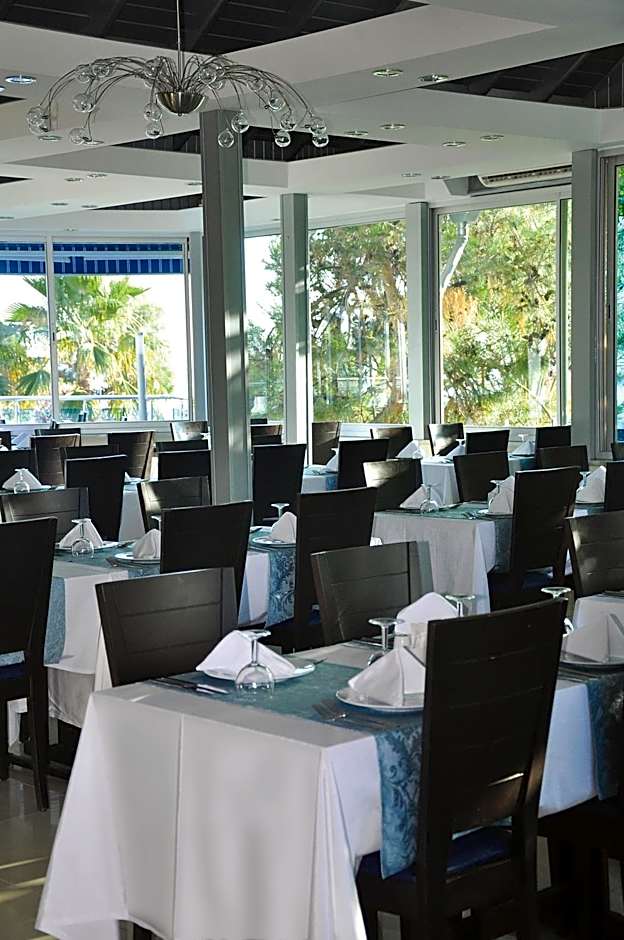 Blue Diamond Alya Hotel
