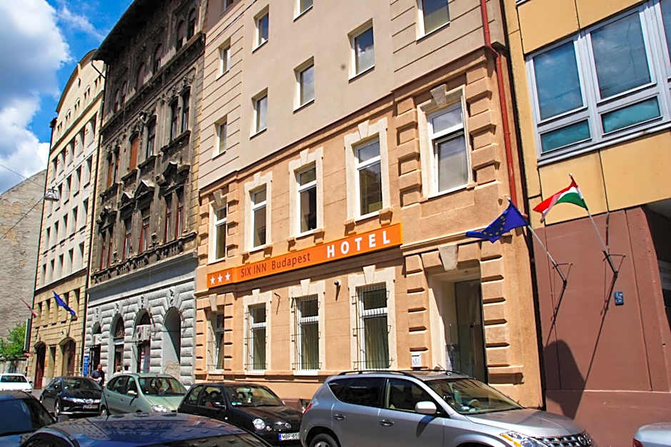Six Inn Hotel