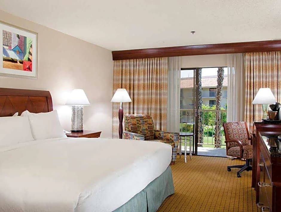 DoubleTree By Hilton Hotel Bakersfield