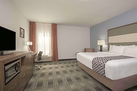 1 King Bed Mobility Accessible Room