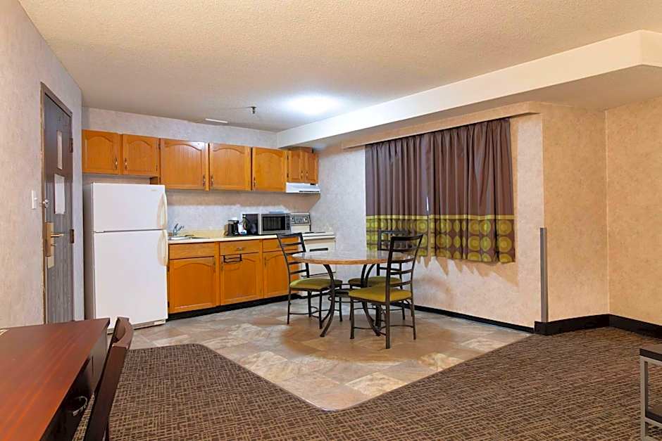 Super 8 by Wyndham Prince George