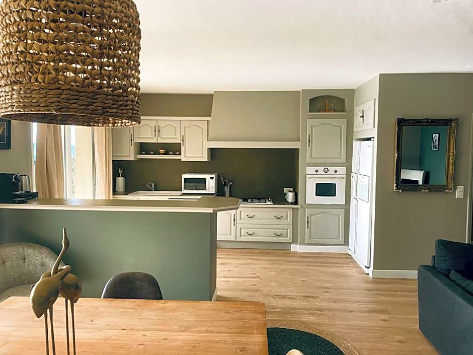 Le Jas de Joucas Hotel-Restaurant