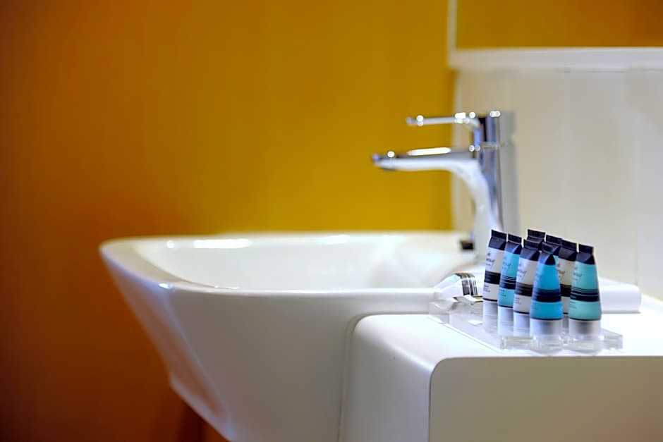 Lodestar Waterside Apartments