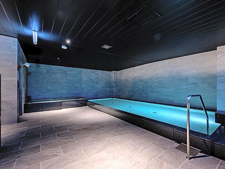 REF Kansai Airport by VESSEL HOTELS