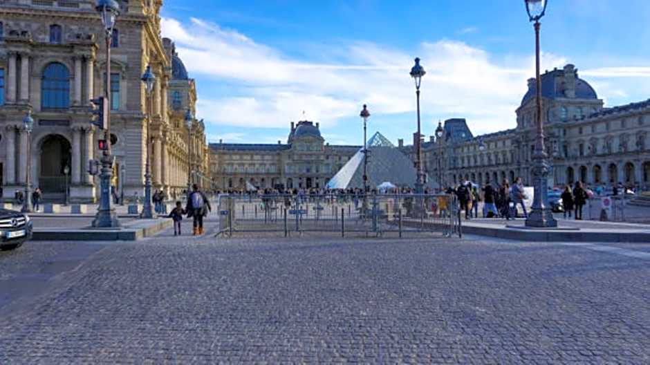 Holiday Inn Paris Palais de lElysee, an IHG Hotel By IHG