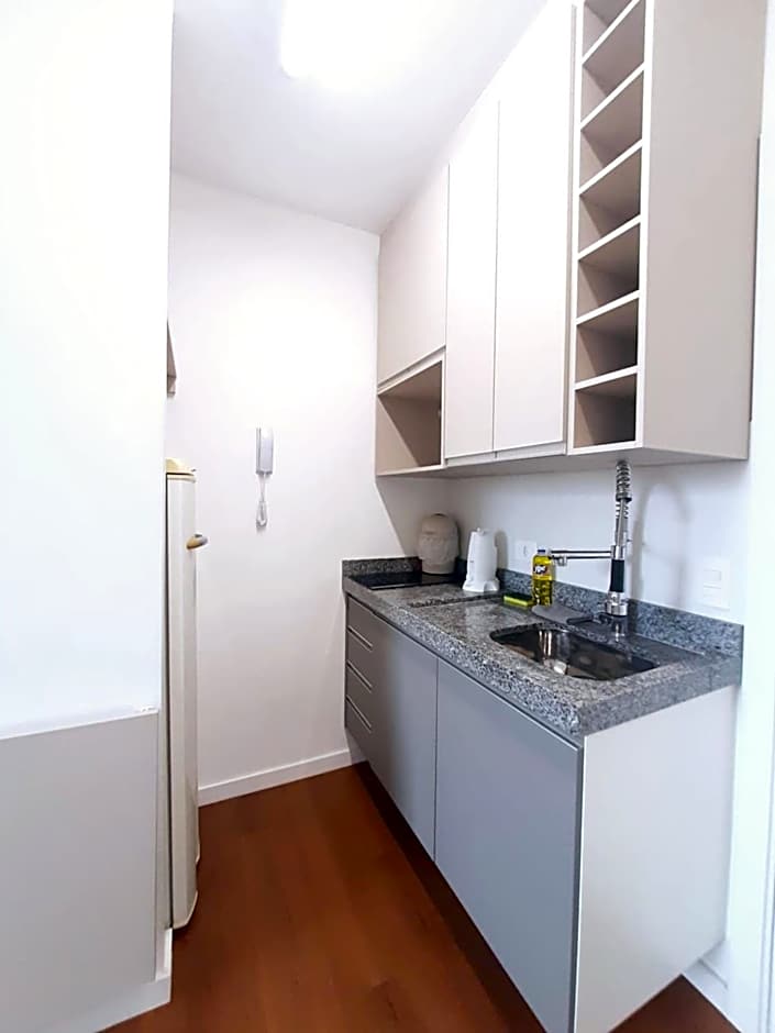 Apto confortável Centro/Batel