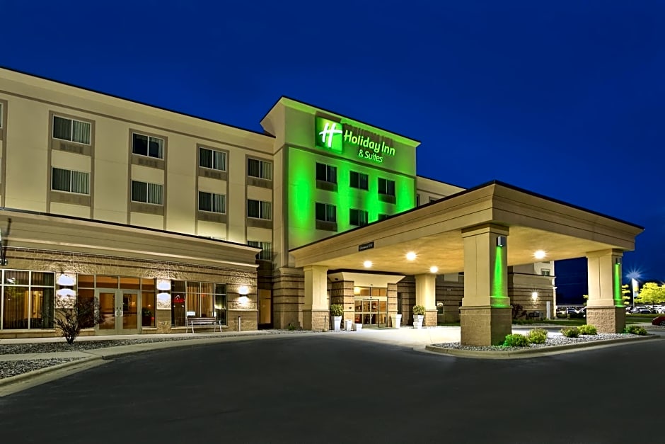 Holiday Inn & Suites Green Bay Stadium, an IHG Hotel