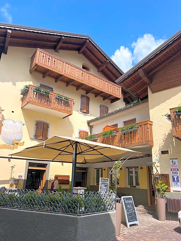 Albergo Alla Costa