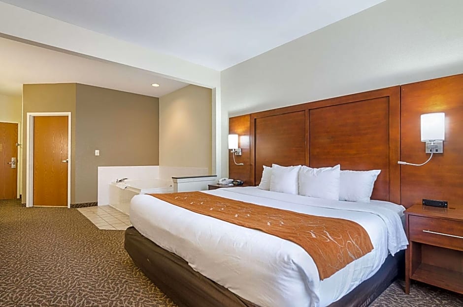 Quality Suites Springdale West I-49