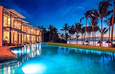 Victoria Beachcomber Resort & Spa - Victoria for 2 - Adults Only