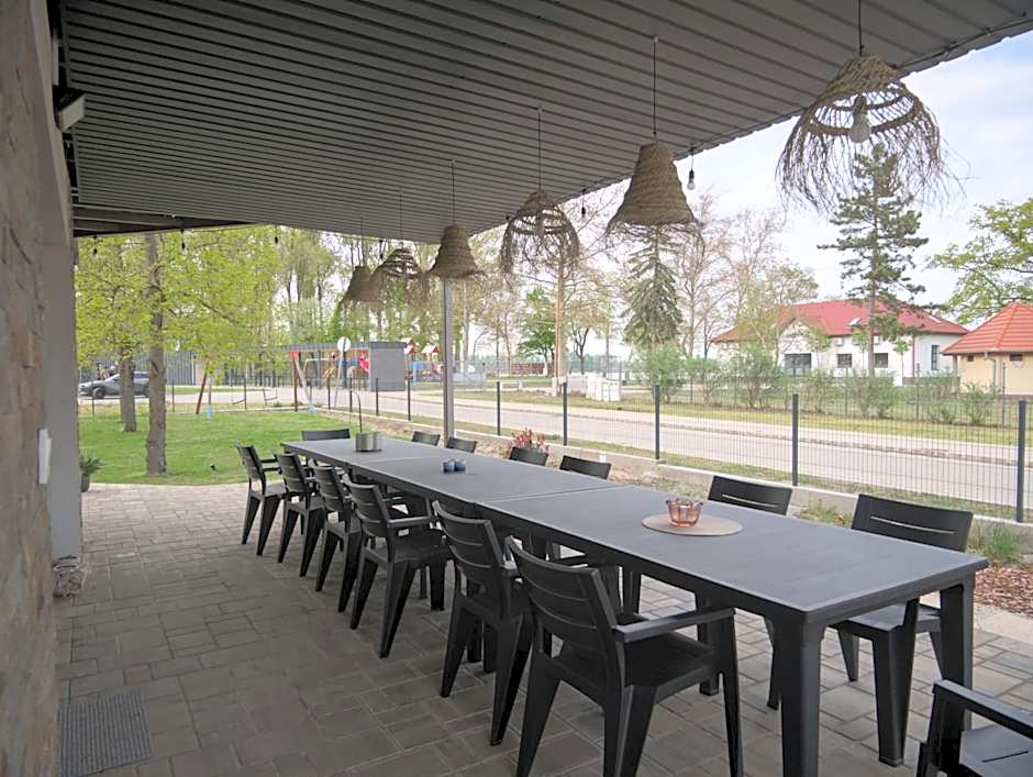 Vadvirág Villa