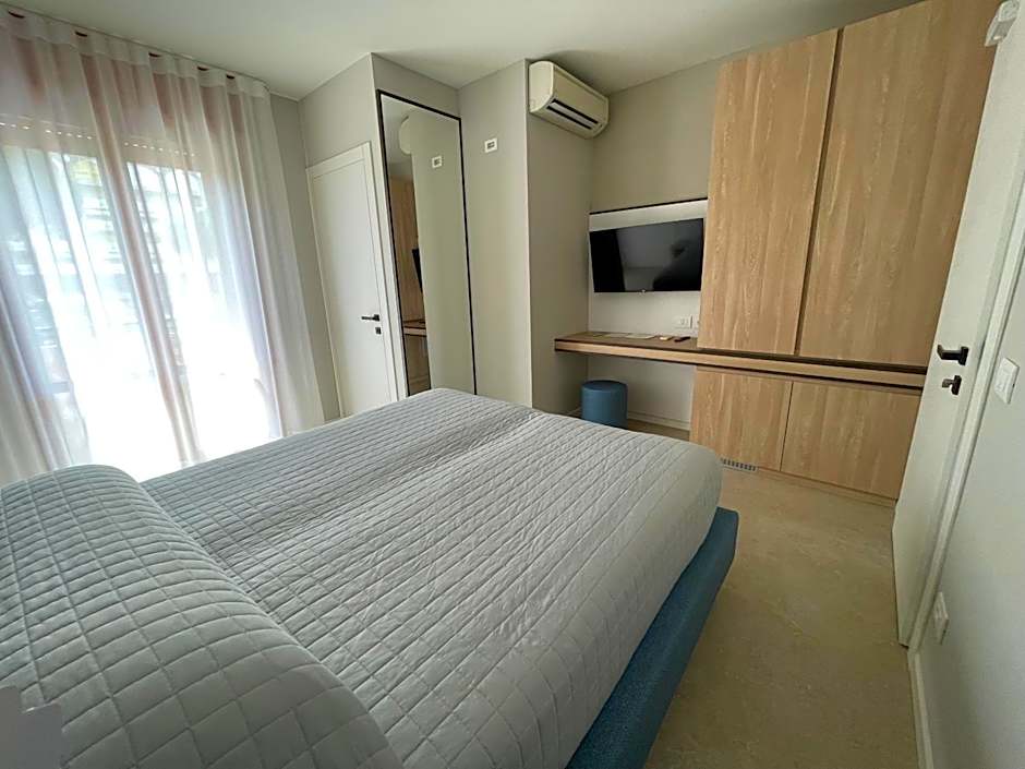Petit Hotel