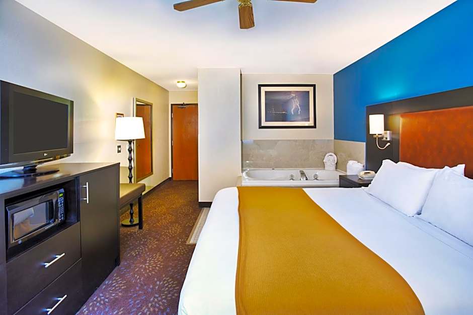 Holiday Inn Express Mackinaw City By IHG