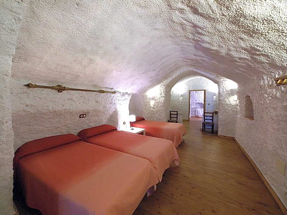 Casas Cueva La Tala