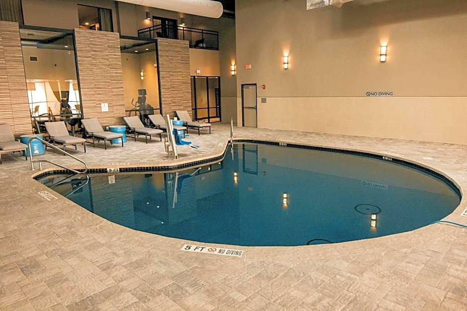 DoubleTree by Hilton Lubbock - University Area
