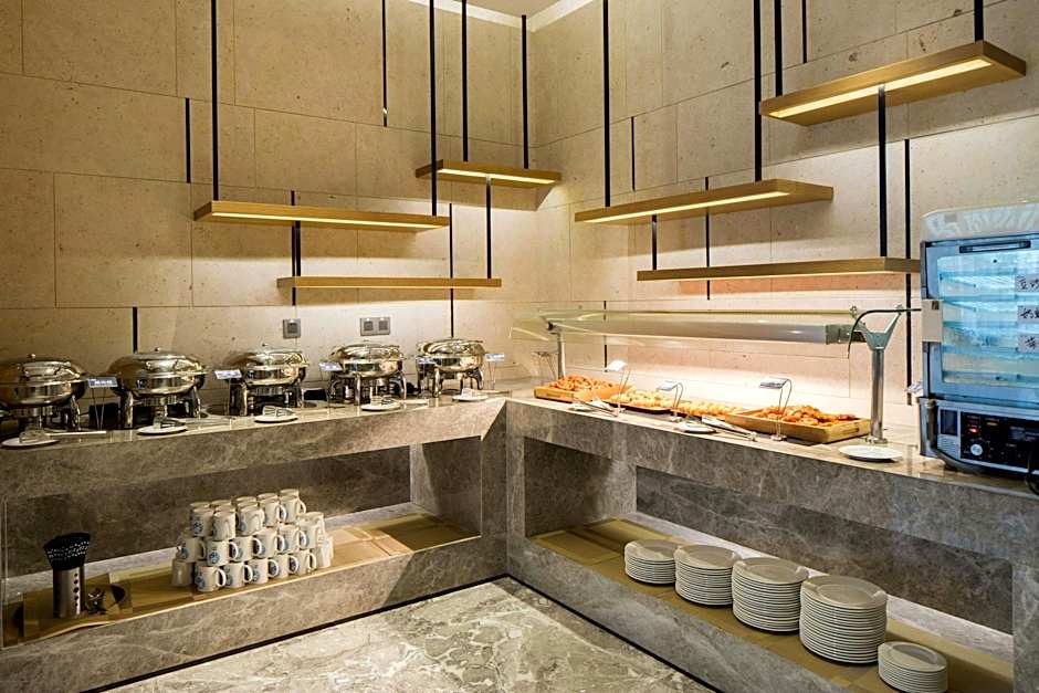 Holiday Inn Express Shaoxing Paojiang By IHG