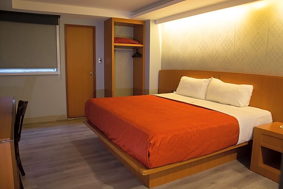 Hotel El Senador