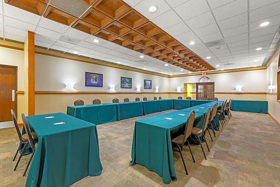 Best Western Plus Wooster Hotel & Conference Center