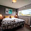 Farmhouse Lodge