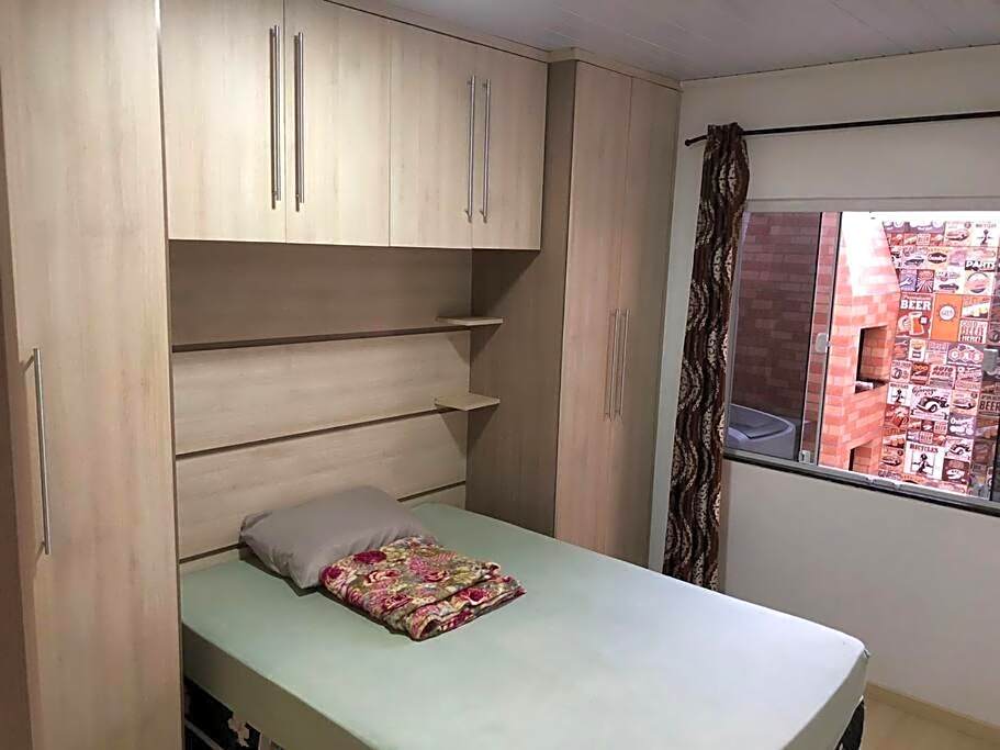 Casa com AR COND. em todos os comodos mobiliada