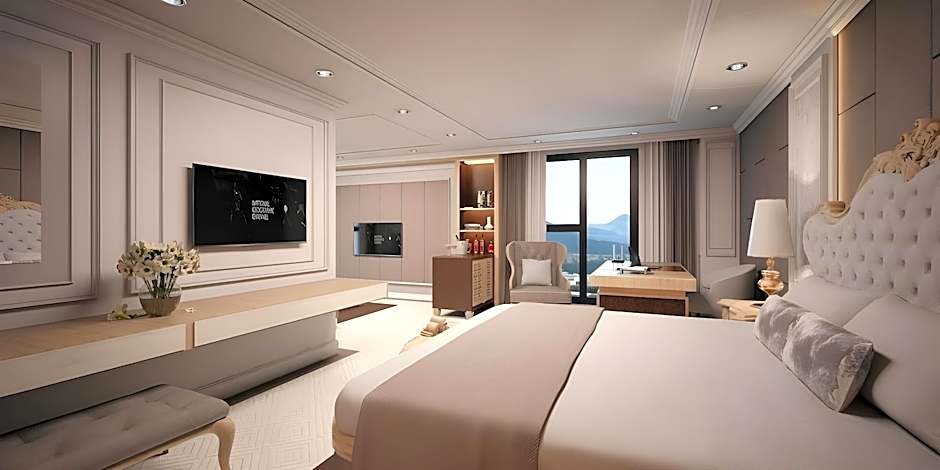 Royal Quang Binh Hotel