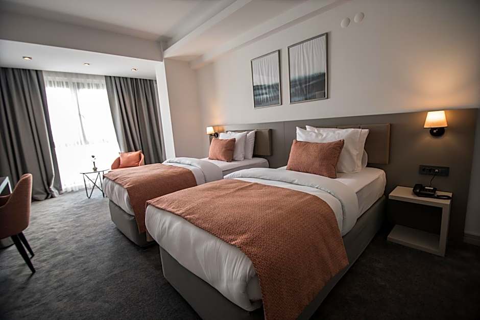 Dovv Hotel Busıness