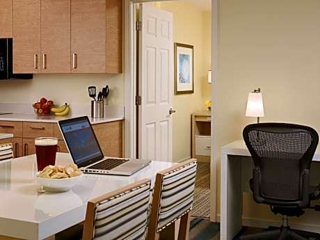 Two-Bedroom Suite with One King Bed & Two Double Beds