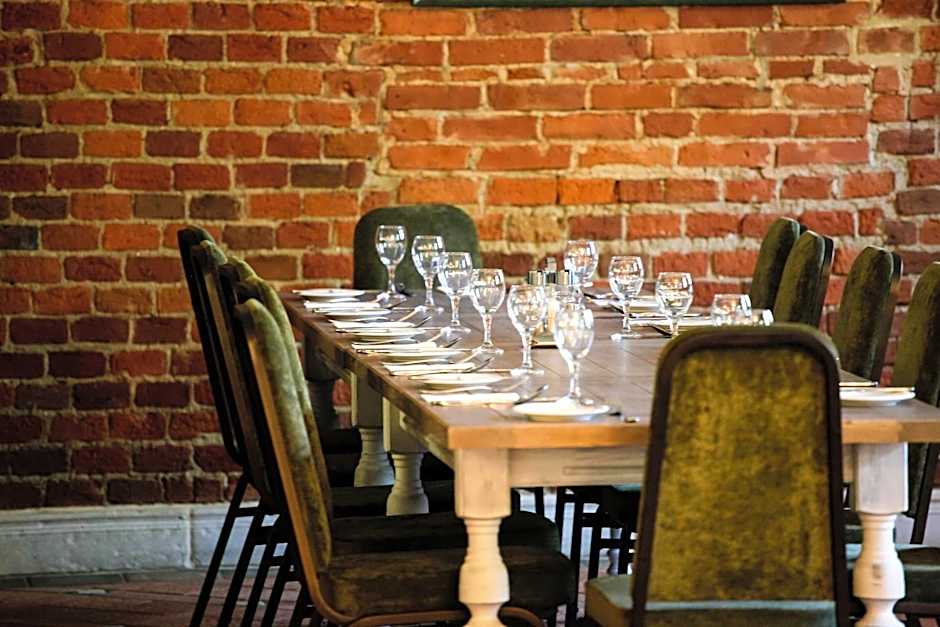 Hunor Hotel és Étterem