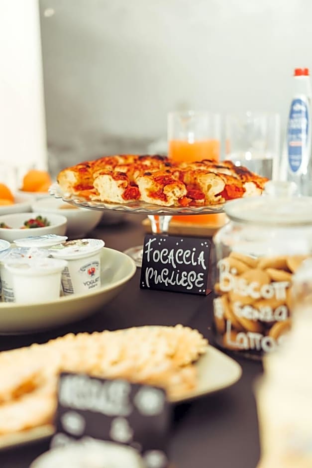 Marina Gardens Boutique & Suites