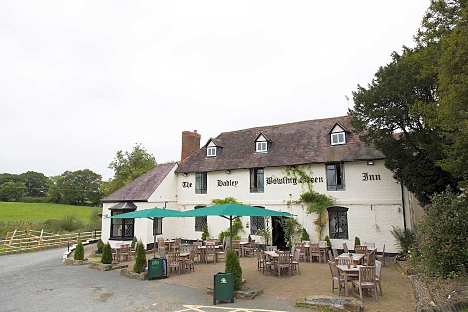 Hadley Bowling Green Inn
