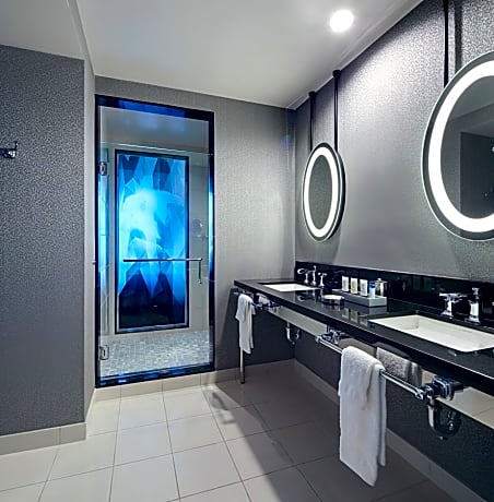 The Cosmopolitan Of Las Vegas Las Vegas Hotels Nv At