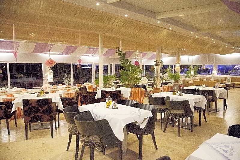 Sacallis Inn Beach Hotel